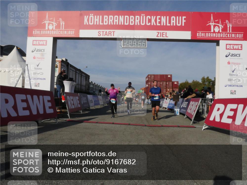 03.10.2025 - Köhlbrandbrückenlauf Matties Gatica Varas http://msf.ph/oto/9167682 03.10.2025 10:09:58 Ziel 1188, 1343, 1399, 1401, 1409, 1473, 1747, 1801, 1873, 1975, 2027, 2034, 2471, 3162, 3200, 3201, 3811 meine-sportfotos.de