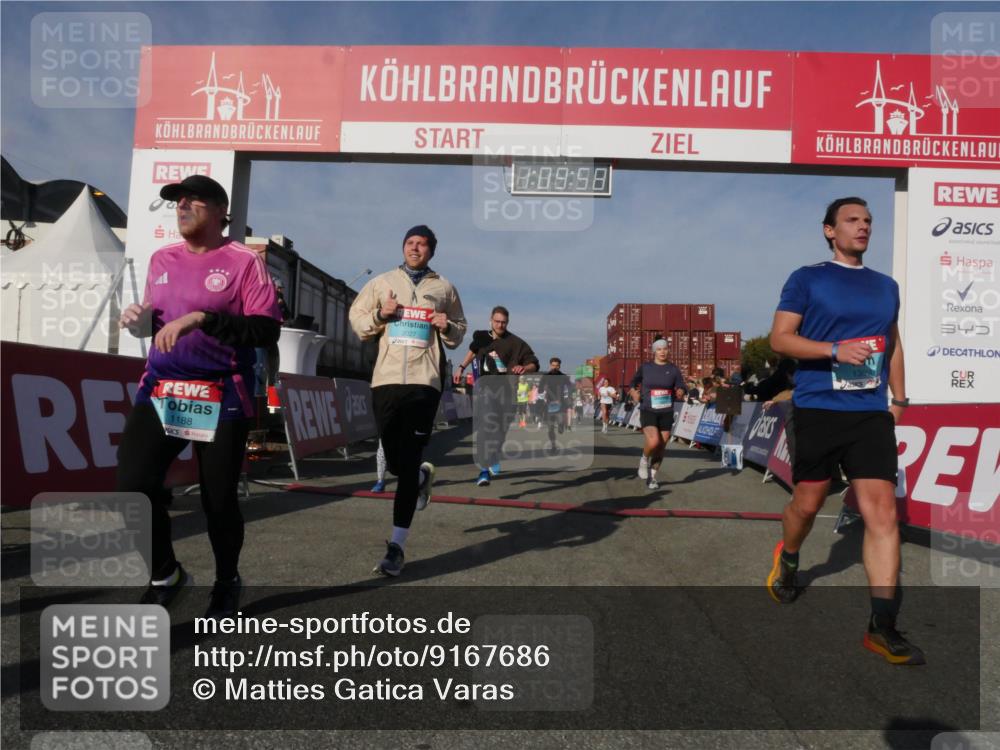 03.10.2025 - Köhlbrandbrückenlauf Matties Gatica Varas http://msf.ph/oto/9167686 03.10.2025 10:10:00 Ziel 1343, 1401, 1409, 1473, 1544, 1747, 1801, 1873, 1975, 2034, 2471, 3162, 3200, 3201, 3811 meine-sportfotos.de