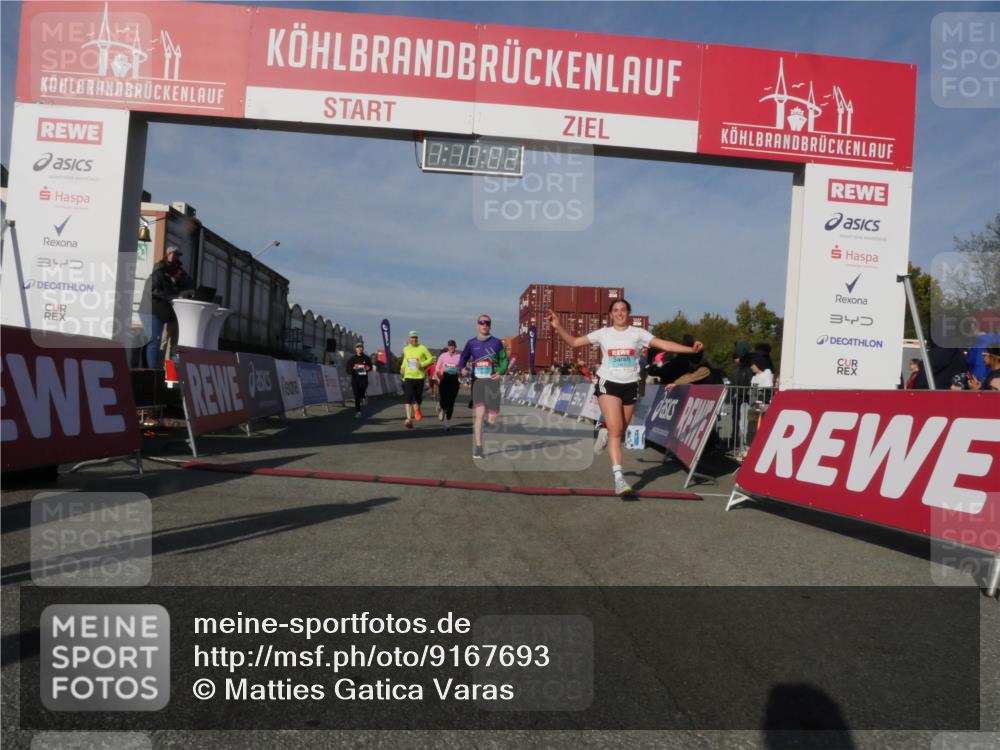 03.10.2025 - Köhlbrandbrückenlauf Matties Gatica Varas http://msf.ph/oto/9167693 03.10.2025 10:10:03 Ziel 1343, 1401, 1409, 1473, 1544, 1747, 1873, 2034, 2471, 3200, 3201, 3493 meine-sportfotos.de