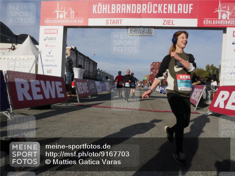 03.10.2025 - Köhlbrandbrückenlauf Matties Gatica Varas http://msf.ph/oto/9167703 03.10.2025 10:10:08 Ziel 1243, 1544, 1873, 2040, 2074, 3068, 3200, 3201, 3493 meine-sportfotos.de