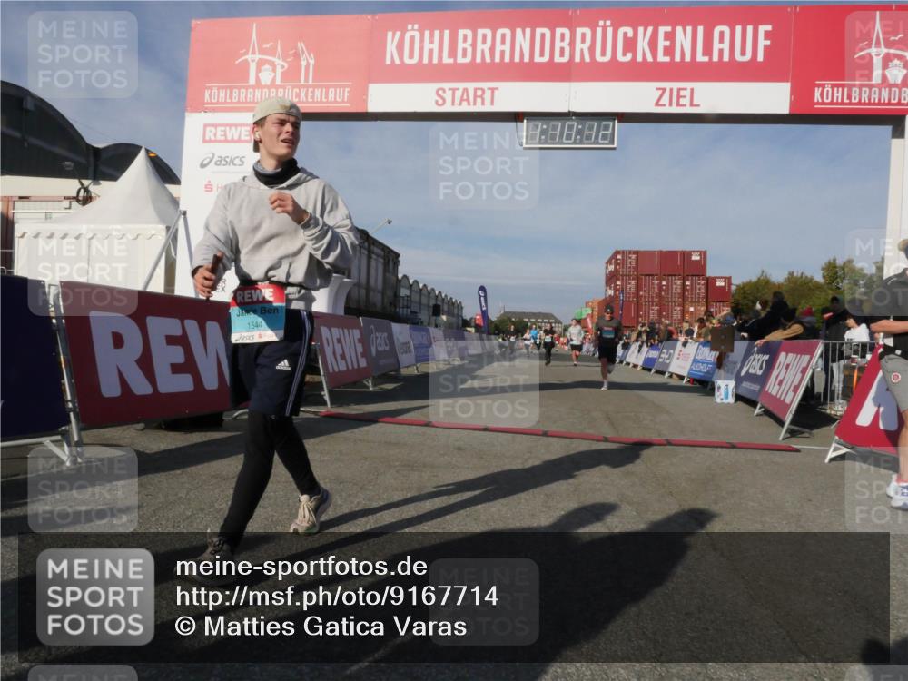 03.10.2025 - Köhlbrandbrückenlauf Matties Gatica Varas http://msf.ph/oto/9167714 03.10.2025 10:10:14 Ziel 1243, 1656, 1919, 2040, 2074, 2679, 3068, 3218 meine-sportfotos.de