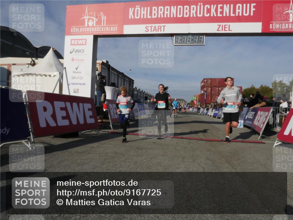 03.10.2025 - Köhlbrandbrückenlauf Matties Gatica Varas http://msf.ph/oto/9167725 03.10.2025 10:10:19 Ziel 1192, 1375, 1583, 1656, 1660, 1919, 2040, 2074, 2679, 2821, 3068, 3124, 3218 meine-sportfotos.de