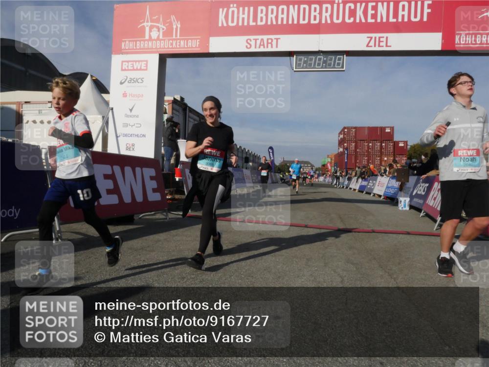 03.10.2025 - Köhlbrandbrückenlauf Matties Gatica Varas http://msf.ph/oto/9167727 03.10.2025 10:10:20 Ziel 1192, 1375, 1583, 1656, 1660, 1919, 2679, 2821, 3124, 3218 meine-sportfotos.de