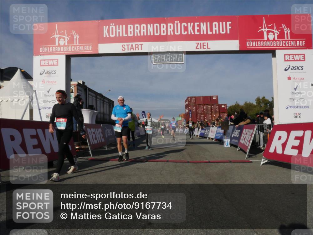 03.10.2025 - Köhlbrandbrückenlauf Matties Gatica Varas http://msf.ph/oto/9167734 03.10.2025 10:10:24 Ziel 1192, 1375, 1536, 1583, 1660, 1919, 2679, 2821, 2858, 3124, 3218 meine-sportfotos.de
