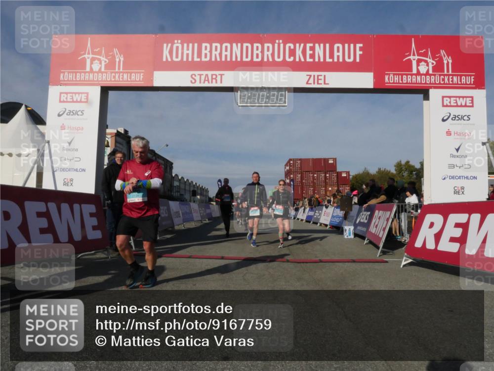 03.10.2025 - Köhlbrandbrückenlauf Matties Gatica Varas http://msf.ph/oto/9167759 03.10.2025 10:10:38 Ziel 1093, 1217, 1307, 1413, 1499, 1605, 1631, 1636, 2015, 2728, 2890, 2891, 2964, 3345 meine-sportfotos.de