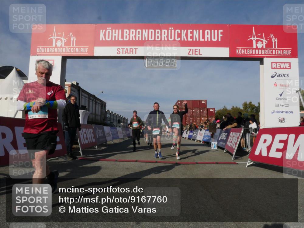 03.10.2025 - Köhlbrandbrückenlauf Matties Gatica Varas http://msf.ph/oto/9167760 03.10.2025 10:10:38 Ziel 1093, 1217, 1307, 1413, 1499, 1605, 1631, 1636, 2015, 2728, 2890, 2891, 2964, 3345 meine-sportfotos.de