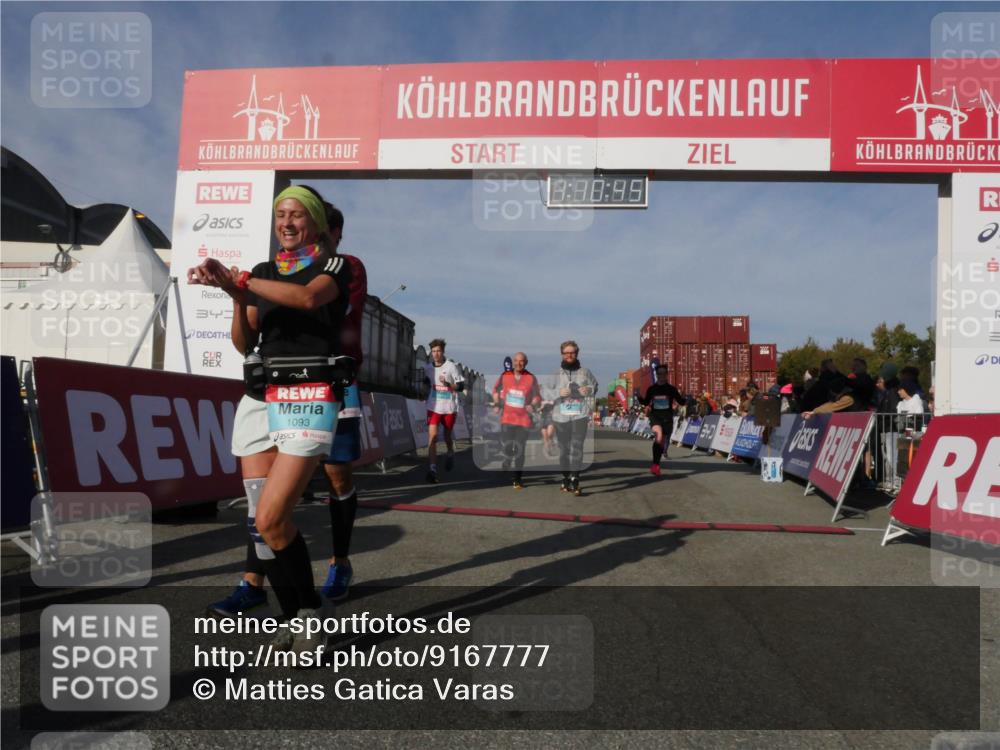 03.10.2025 - Köhlbrandbrückenlauf Matties Gatica Varas http://msf.ph/oto/9167777 03.10.2025 10:10:46 Ziel 1217, 1413, 1701, 2015, 2728, 2890, 2891, 3032 meine-sportfotos.de