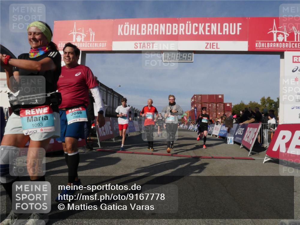 03.10.2025 - Köhlbrandbrückenlauf Matties Gatica Varas http://msf.ph/oto/9167778 03.10.2025 10:10:47 Ziel 1217, 1413, 1701, 2015, 2150, 2728, 2890, 2891, 3032 meine-sportfotos.de