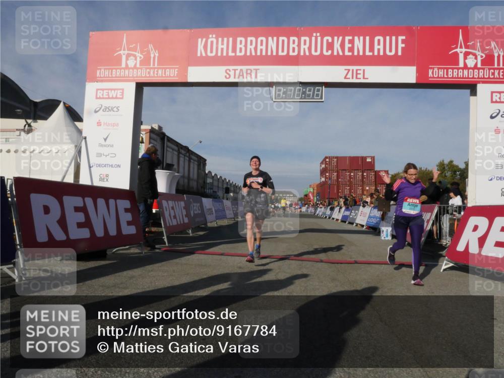 03.10.2025 - Köhlbrandbrückenlauf Matties Gatica Varas http://msf.ph/oto/9167784 03.10.2025 10:10:50 Ziel 1450, 1701, 2150, 2729, 3032, 3818 meine-sportfotos.de