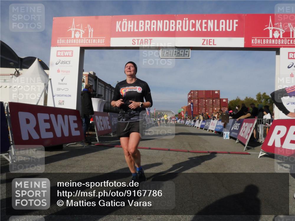 03.10.2025 - Köhlbrandbrückenlauf Matties Gatica Varas http://msf.ph/oto/9167786 03.10.2025 10:10:51 Ziel 1450, 1701, 1705, 2150, 2729, 3032, 3818 meine-sportfotos.de