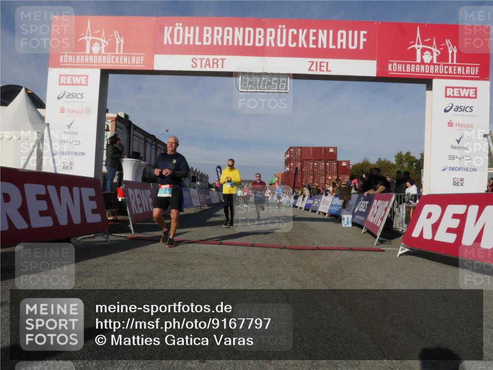 03.10.2025 - Köhlbrandbrückenlauf Matties Gatica Varas http://msf.ph/oto/9167797 03.10.2025 10:10:57 Ziel 1151, 1183, 1229, 1450, 1568, 1701, 1705, 1945, 1973, 2150, 2729, 3032, 3352, 3717, 3808, 3818 meine-sportfotos.de