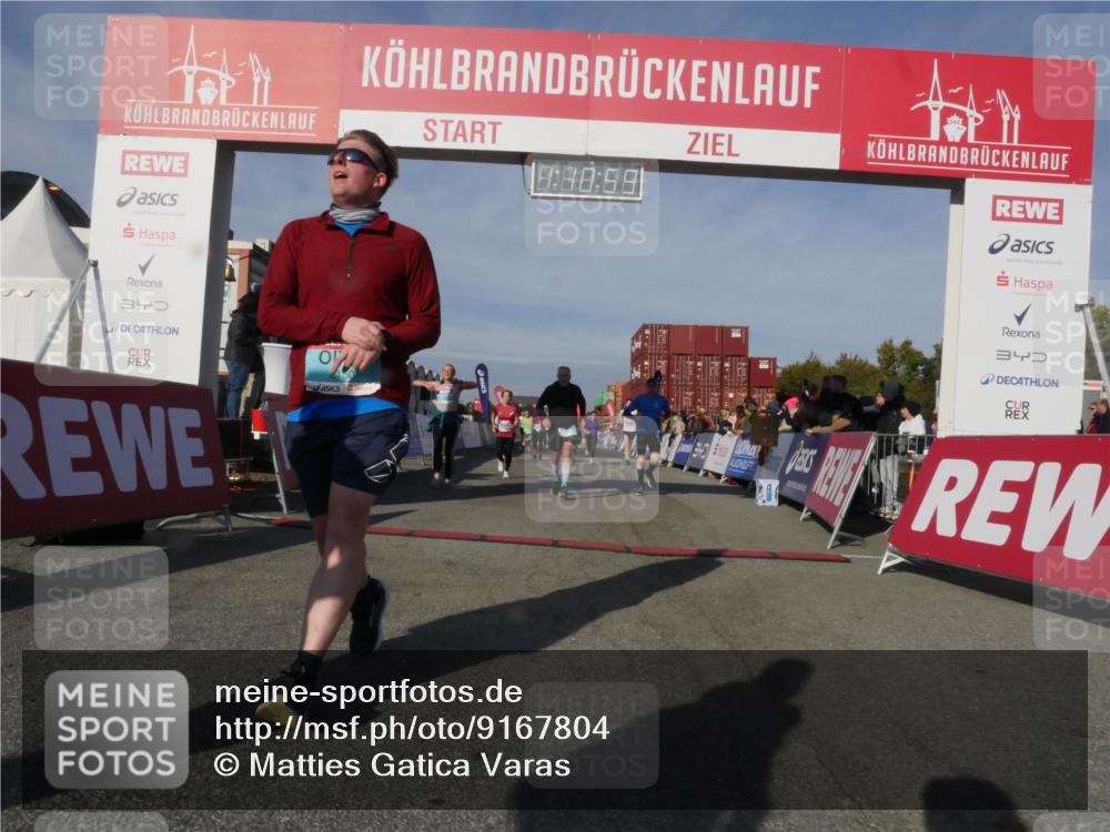 03.10.2025 - Köhlbrandbrückenlauf Matties Gatica Varas http://msf.ph/oto/9167804 03.10.2025 10:11:01 Ziel 1151, 1183, 1229, 1450, 1568, 1705, 1802, 1945, 1973, 2381, 2711, 2729, 3352, 3410, 3717, 3808, 3818 meine-sportfotos.de