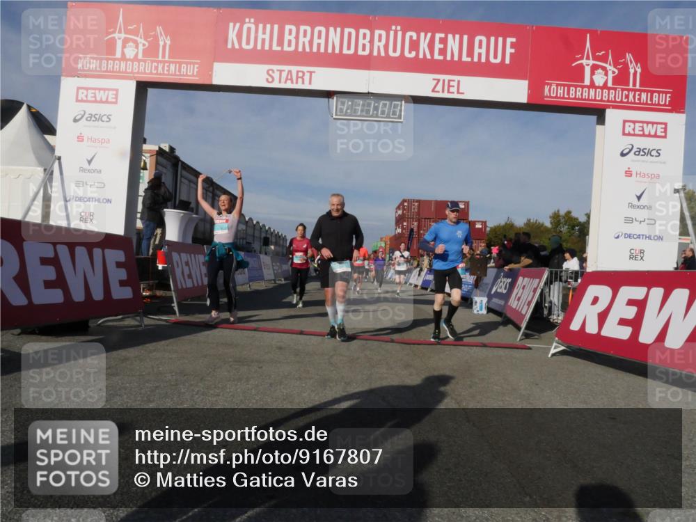 03.10.2025 - Köhlbrandbrückenlauf Matties Gatica Varas http://msf.ph/oto/9167807 03.10.2025 10:11:02 Ziel 1151, 1183, 1229, 1450, 1568, 1705, 1802, 1945, 1973, 2381, 2711, 2729, 3352, 3410, 3717, 3808, 3818 meine-sportfotos.de