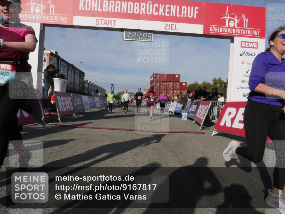 03.10.2025 - Köhlbrandbrückenlauf Matties Gatica Varas http://msf.ph/oto/9167817 03.10.2025 10:11:07 Ziel 1149, 1229, 1286, 1802, 1945, 2381, 2711, 3334, 3352, 3410, 3653, 3808 meine-sportfotos.de