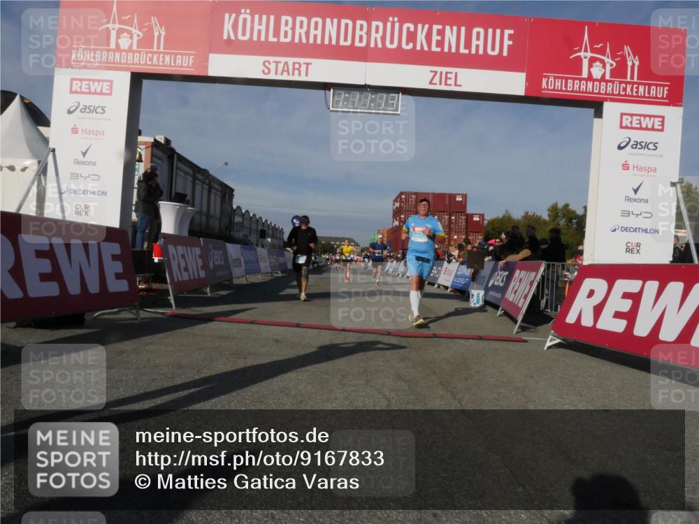 03.10.2025 - Köhlbrandbrückenlauf Matties Gatica Varas http://msf.ph/oto/9167833 03.10.2025 10:11:15 Ziel 1149, 1286, 1844, 2214, 3011, 3334, 3653 meine-sportfotos.de