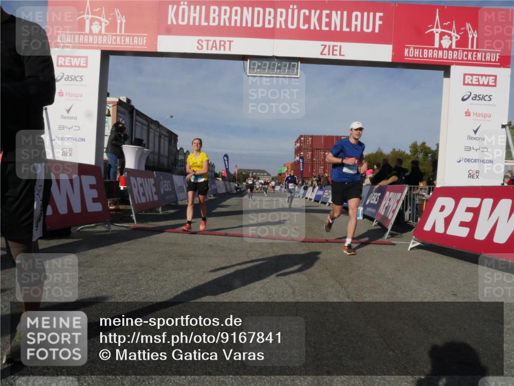 03.10.2025 - Köhlbrandbrückenlauf Matties Gatica Varas http://msf.ph/oto/9167841 03.10.2025 10:11:18 Ziel 1341, 1844, 2214, 3011, 3334, 3653 meine-sportfotos.de
