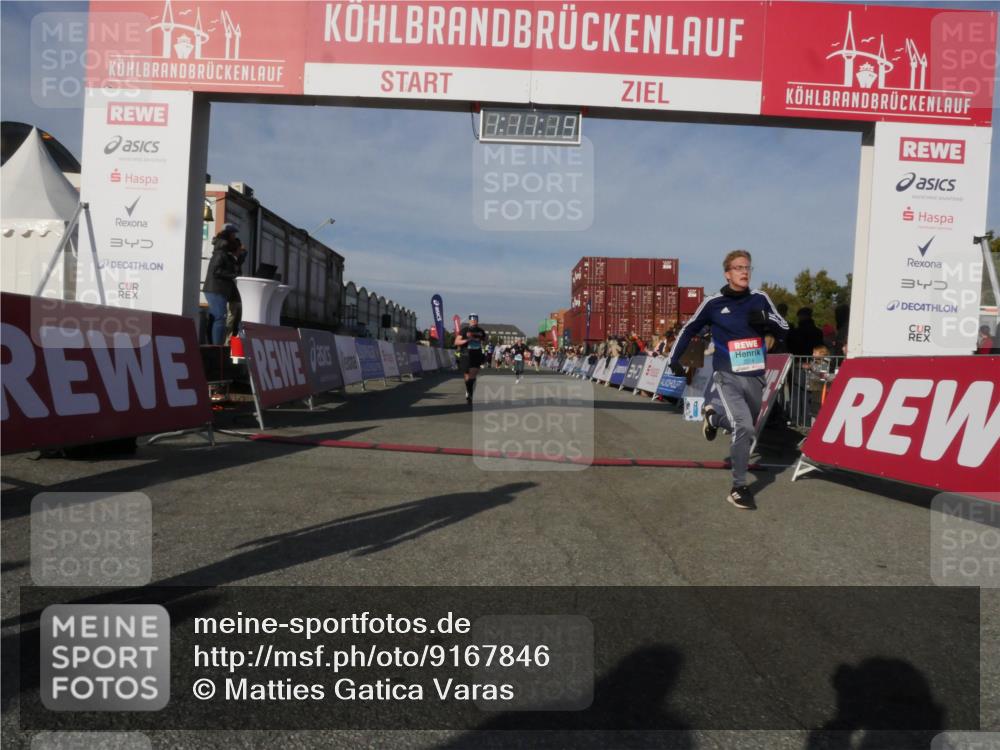 03.10.2025 - Köhlbrandbrückenlauf Matties Gatica Varas http://msf.ph/oto/9167846 03.10.2025 10:11:21 Ziel 1341, 1844, 2939, 3011, 3167, 3238, 3542 meine-sportfotos.de