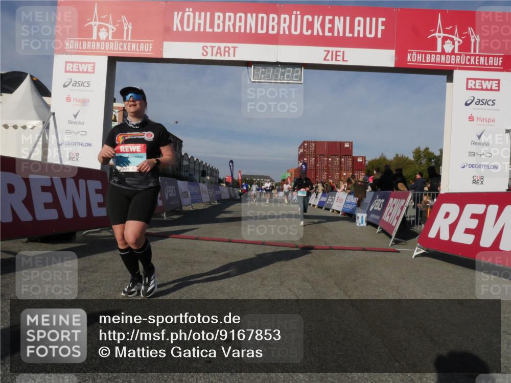 03.10.2025 - Köhlbrandbrückenlauf Matties Gatica Varas http://msf.ph/oto/9167853 03.10.2025 10:11:24 Ziel 1341, 1844, 2939, 3120, 3121, 3167, 3238, 3445, 3542 meine-sportfotos.de