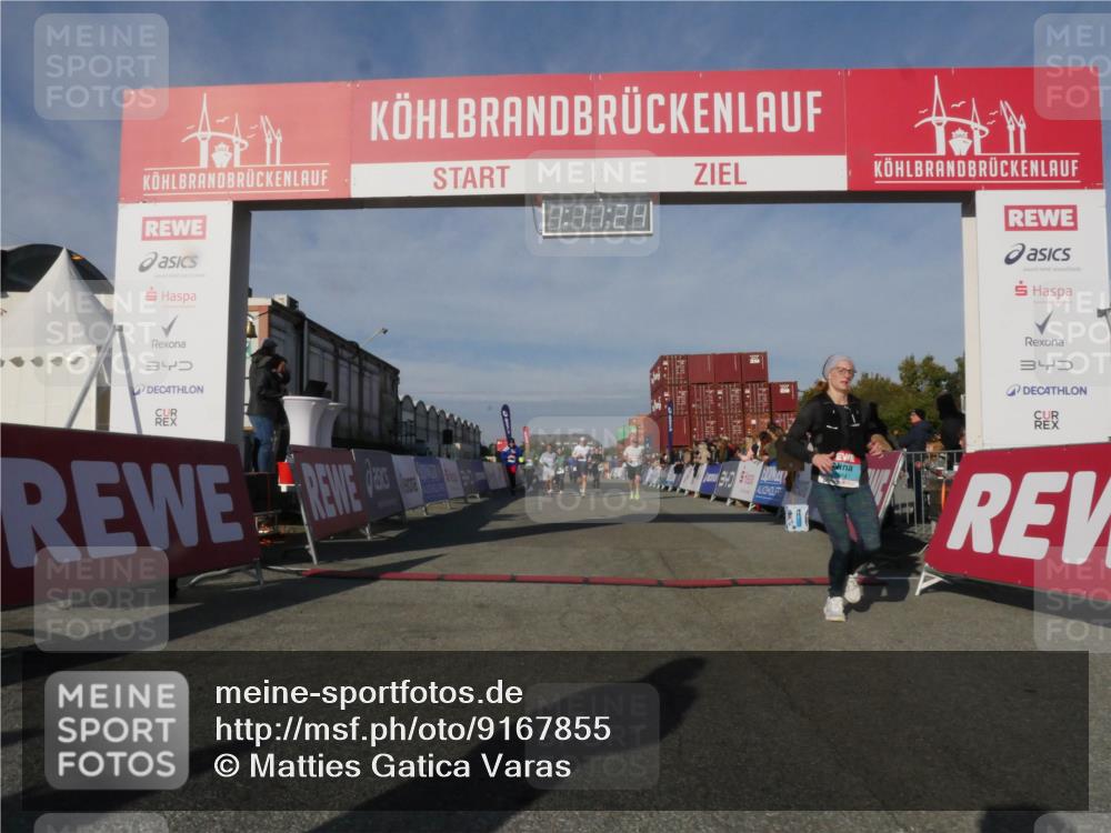 03.10.2025 - Köhlbrandbrückenlauf Matties Gatica Varas http://msf.ph/oto/9167855 03.10.2025 10:11:26 Ziel 1341, 1871, 2215, 2939, 3119, 3120, 3121, 3167, 3238, 3445, 3542 meine-sportfotos.de