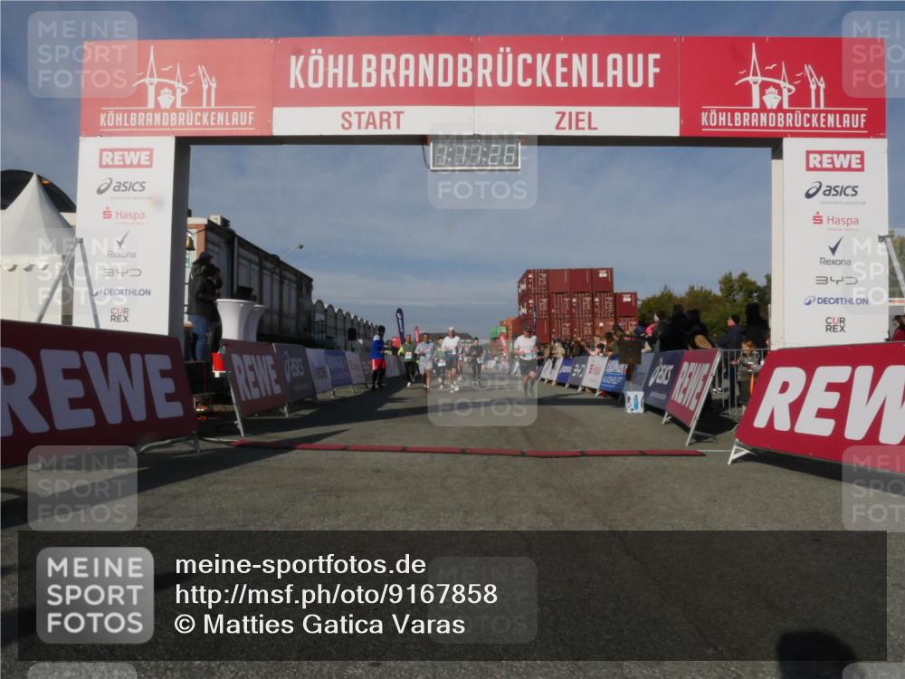 03.10.2025 - Köhlbrandbrückenlauf Matties Gatica Varas http://msf.ph/oto/9167858 03.10.2025 10:11:28 Ziel 1341, 1871, 2215, 2881, 2939, 2941, 3119, 3120, 3121, 3167, 3202, 3238, 3445, 3542 meine-sportfotos.de