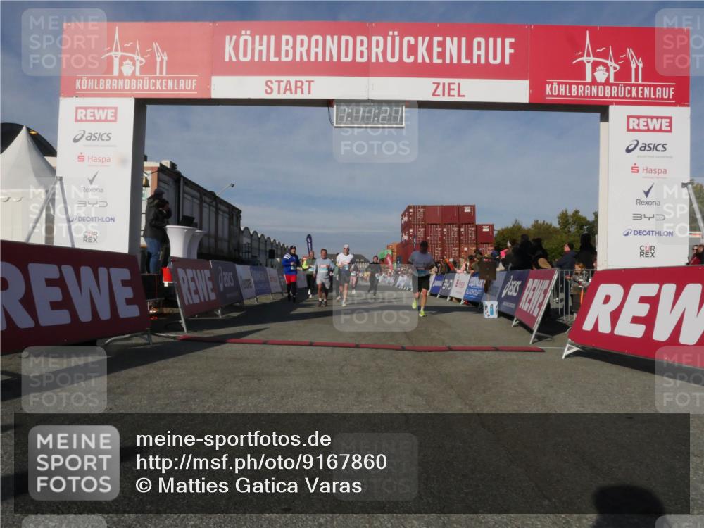 03.10.2025 - Köhlbrandbrückenlauf Matties Gatica Varas http://msf.ph/oto/9167860 03.10.2025 10:11:29 Ziel 1341, 1871, 2215, 2881, 2939, 2941, 3119, 3120, 3121, 3167, 3202, 3238, 3445, 3542 meine-sportfotos.de
