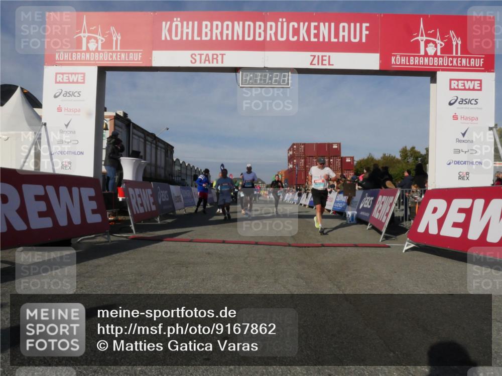 03.10.2025 - Köhlbrandbrückenlauf Matties Gatica Varas http://msf.ph/oto/9167862 03.10.2025 10:11:30 Ziel 1341, 1871, 2215, 2881, 2939, 2941, 3119, 3120, 3121, 3167, 3202, 3238, 3445, 3528, 3542 meine-sportfotos.de