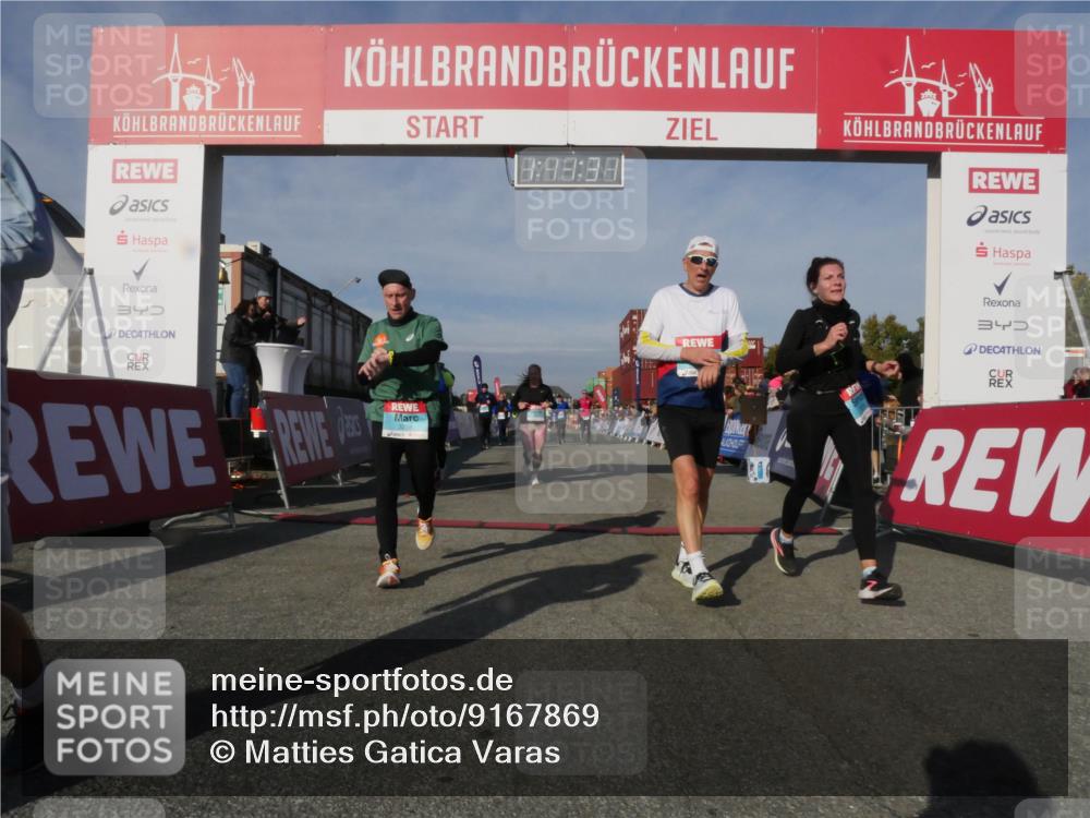 03.10.2025 - Köhlbrandbrückenlauf Matties Gatica Varas http://msf.ph/oto/9167869 03.10.2025 10:11:33 Ziel 1871, 2215, 2256, 2881, 2941, 3119, 3120, 3121, 3202, 3445, 3528 meine-sportfotos.de