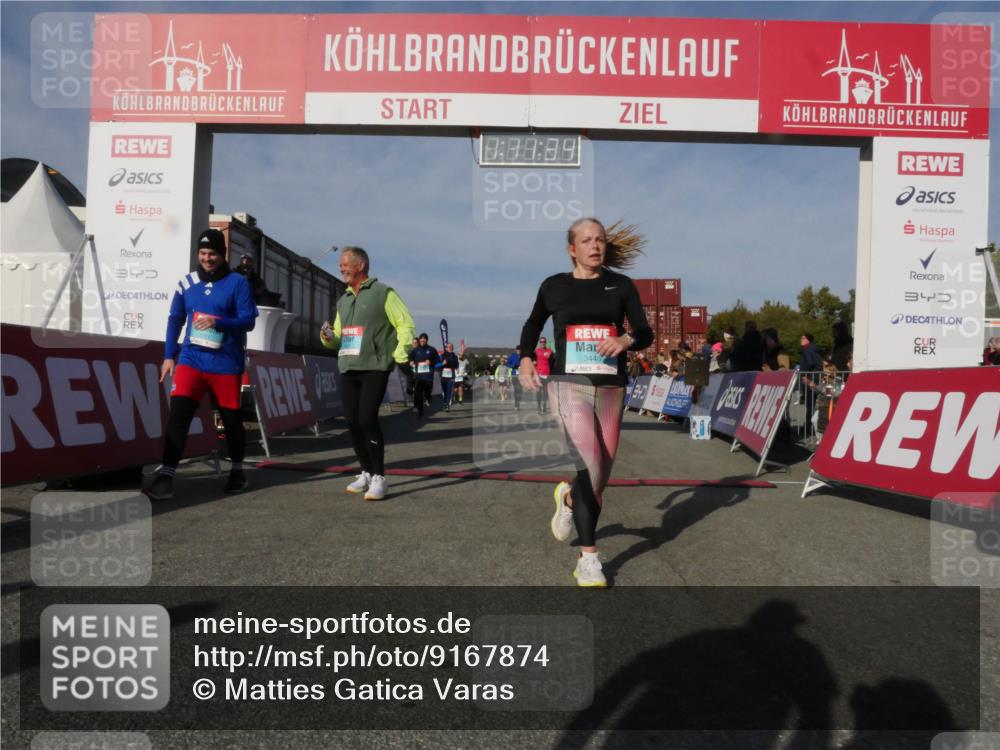 03.10.2025 - Köhlbrandbrückenlauf Matties Gatica Varas http://msf.ph/oto/9167874 03.10.2025 10:11:35 Ziel 1679, 1871, 2215, 2256, 2881, 2941, 3119, 3202, 3524, 3528 meine-sportfotos.de