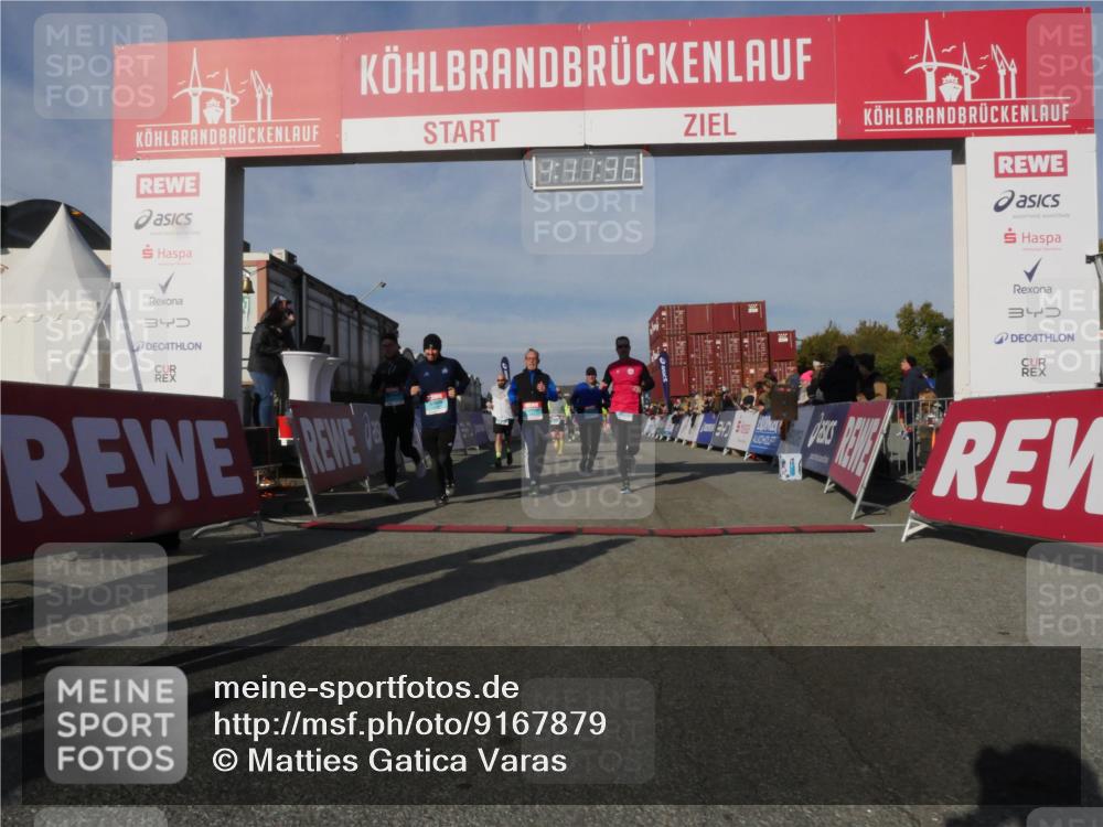 03.10.2025 - Köhlbrandbrückenlauf Matties Gatica Varas http://msf.ph/oto/9167879 03.10.2025 10:11:38 Ziel 1435, 1679, 1768, 1871, 1921, 2215, 2256, 2881, 2941, 3119, 3202, 3524, 3528 meine-sportfotos.de