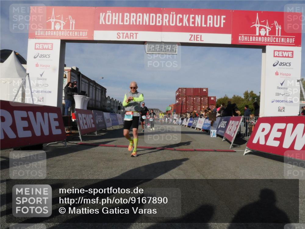 03.10.2025 - Köhlbrandbrückenlauf Matties Gatica Varas http://msf.ph/oto/9167890 03.10.2025 10:11:43 Ziel 1108, 1206, 1418, 1435, 1522, 1679, 1768, 1921, 2061, 2256, 2387, 2786, 3208, 3406, 3524 meine-sportfotos.de