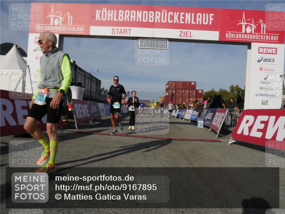 03.10.2025 - Köhlbrandbrückenlauf Matties Gatica Varas http://msf.ph/oto/9167895 03.10.2025 10:11:45 Ziel 1108, 1206, 1418, 1435, 1522, 1679, 1768, 1921, 2061, 2256, 2387, 2786, 3208, 3406, 3524 meine-sportfotos.de