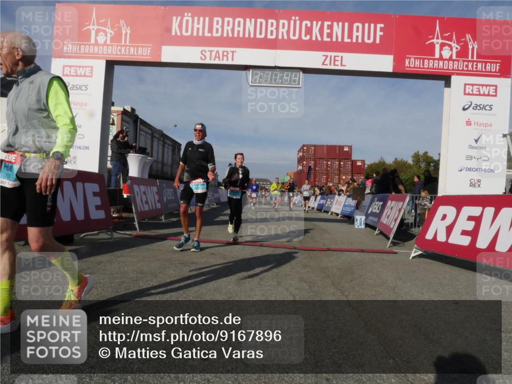 03.10.2025 - Köhlbrandbrückenlauf Matties Gatica Varas http://msf.ph/oto/9167896 03.10.2025 10:11:46 Ziel 1108, 1206, 1233, 1418, 1435, 1522, 1675, 1679, 1768, 1921, 2061, 2387, 2786, 3208, 3394, 3406, 3524 meine-sportfotos.de