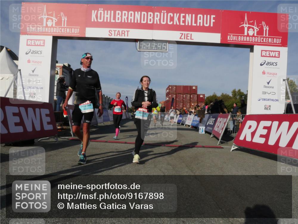 03.10.2025 - Köhlbrandbrückenlauf Matties Gatica Varas http://msf.ph/oto/9167898 03.10.2025 10:11:47 Ziel 1108, 1206, 1233, 1418, 1435, 1522, 1675, 1768, 1921, 2061, 2387, 2786, 3208, 3394, 3406, 3524 meine-sportfotos.de