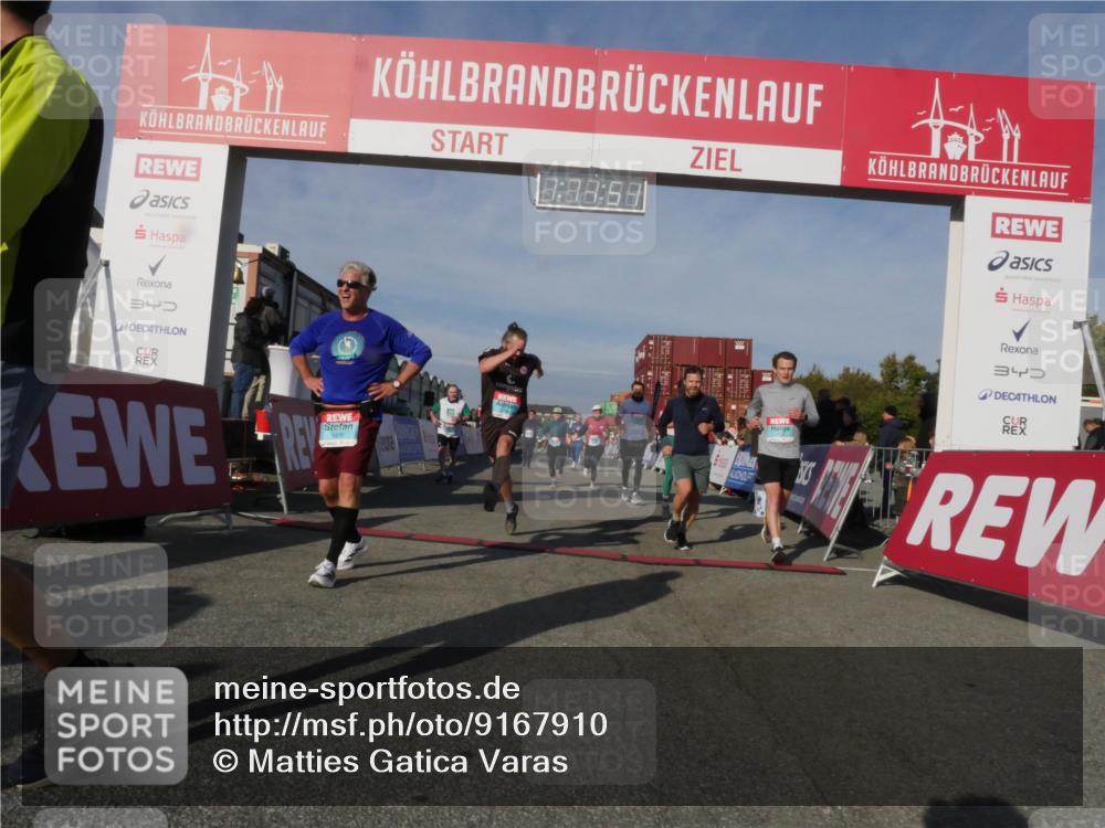 03.10.2025 - Köhlbrandbrückenlauf Matties Gatica Varas http://msf.ph/oto/9167910 03.10.2025 10:11:53 Ziel 1108, 1206, 1233, 1350, 1418, 1501, 1522, 1675, 2061, 2387, 2730, 2786, 3208, 3394 meine-sportfotos.de