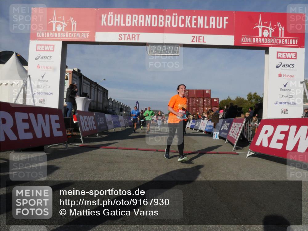 03.10.2025 - Köhlbrandbrückenlauf Matties Gatica Varas http://msf.ph/oto/9167930 03.10.2025 10:12:03 Ziel 1417, 1458, 1465, 1501, 1512, 1915, 1952, 2077, 2730, 2921, 3711, 3838 meine-sportfotos.de