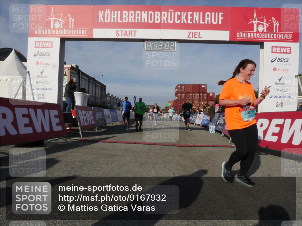 03.10.2025 - Köhlbrandbrückenlauf Matties Gatica Varas http://msf.ph/oto/9167932 03.10.2025 10:12:04 Ziel 1417, 1458, 1465, 1501, 1512, 1534, 1915, 1952, 2077, 2730, 2921, 3711, 3838 meine-sportfotos.de