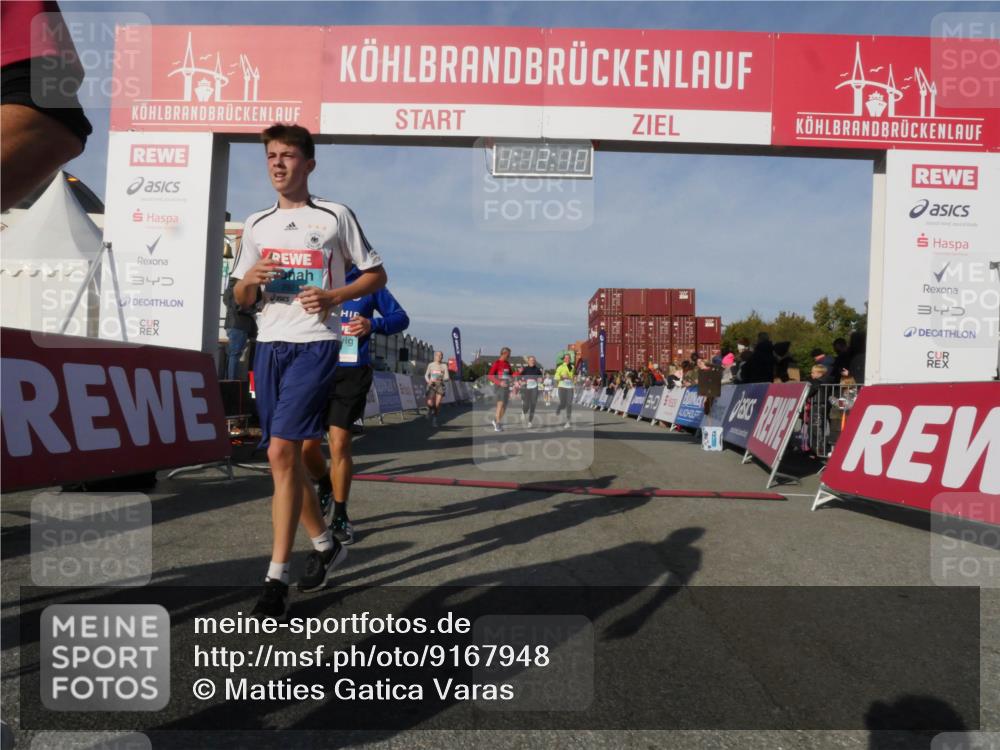 03.10.2025 - Köhlbrandbrückenlauf Matties Gatica Varas http://msf.ph/oto/9167948 03.10.2025 10:12:12 Ziel 1038, 1417, 1458, 1520, 1534, 1640, 1829, 1915, 2841, 3457, 3768 meine-sportfotos.de