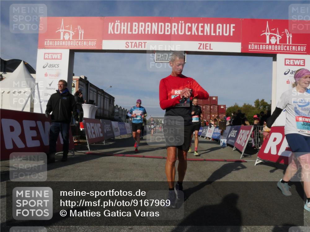03.10.2025 - Köhlbrandbrückenlauf Matties Gatica Varas http://msf.ph/oto/9167969 03.10.2025 10:12:22 Ziel 1347, 1520, 1681, 1771, 2790, 2841, 2883, 3435, 3457, 3767, 3768 meine-sportfotos.de