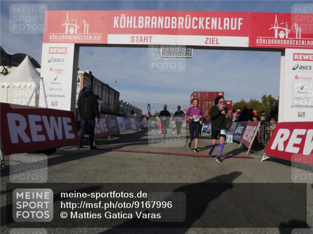 03.10.2025 - Köhlbrandbrückenlauf Matties Gatica Varas http://msf.ph/oto/9167996 03.10.2025 10:12:35 Ziel 1362, 1438, 1439, 1444, 1487, 1654, 1662, 1806, 2950, 3065, 3210, 3315, 3707, 3709, 3781 meine-sportfotos.de