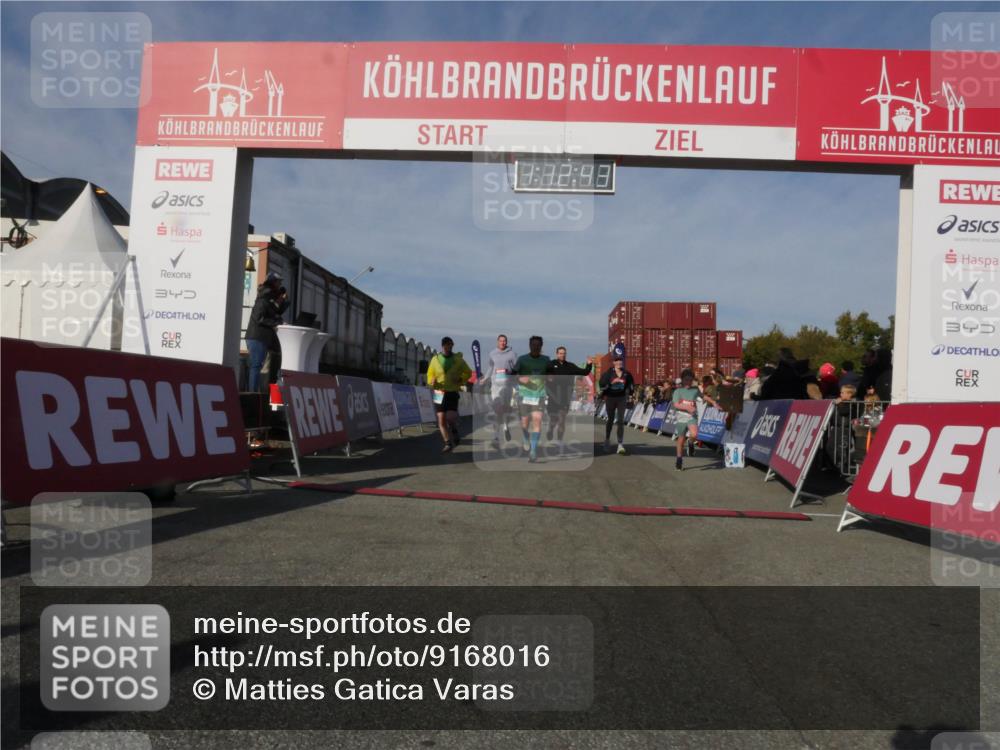 03.10.2025 - Köhlbrandbrückenlauf Matties Gatica Varas http://msf.ph/oto/9168016 03.10.2025 10:12:45 Ziel 1259, 1362, 1487, 1535, 1662, 1806, 1865, 1877, 1909, 1933, 2098, 3315, 3643, 3781 meine-sportfotos.de