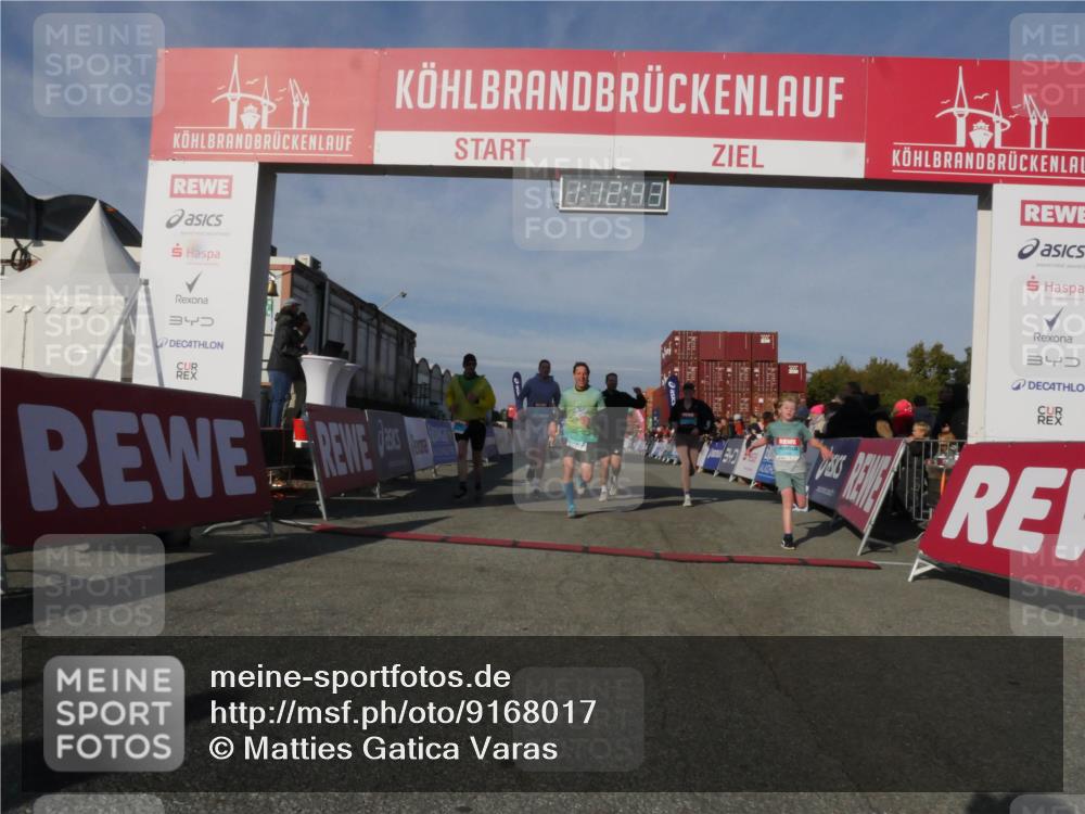 03.10.2025 - Köhlbrandbrückenlauf Matties Gatica Varas http://msf.ph/oto/9168017 03.10.2025 10:12:45 Ziel 1259, 1362, 1487, 1535, 1662, 1806, 1865, 1877, 1909, 1933, 2098, 3315, 3643, 3781 meine-sportfotos.de