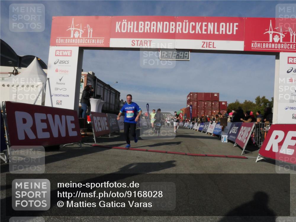 03.10.2025 - Köhlbrandbrückenlauf Matties Gatica Varas http://msf.ph/oto/9168028 03.10.2025 10:12:51 Ziel 1259, 1387, 1392, 1491, 1535, 1865, 1877, 1909, 1933, 2098, 3075, 3643, 3648 meine-sportfotos.de