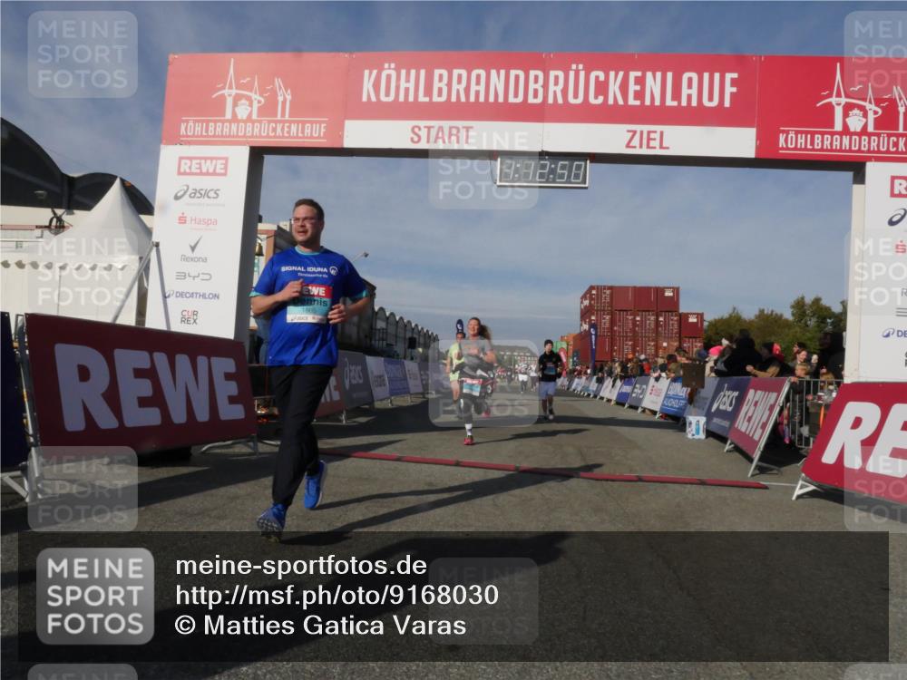 03.10.2025 - Köhlbrandbrückenlauf Matties Gatica Varas http://msf.ph/oto/9168030 03.10.2025 10:12:51 Ziel 1259, 1387, 1392, 1491, 1535, 1865, 1877, 1909, 1933, 2098, 3075, 3643, 3648 meine-sportfotos.de