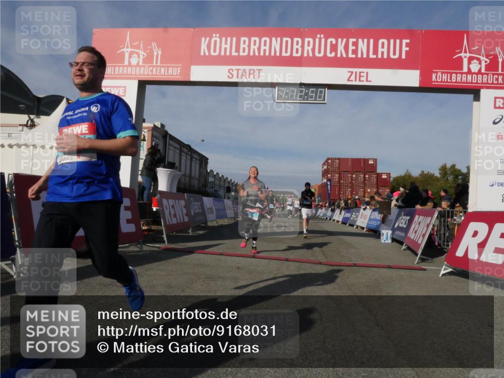 03.10.2025 - Köhlbrandbrückenlauf Matties Gatica Varas http://msf.ph/oto/9168031 03.10.2025 10:12:52 Ziel 1259, 1387, 1392, 1469, 1491, 1535, 1877, 1909, 1933, 2098, 3075, 3643, 3648 meine-sportfotos.de
