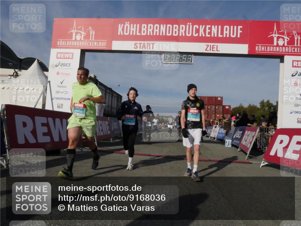 03.10.2025 - Köhlbrandbrückenlauf Matties Gatica Varas http://msf.ph/oto/9168036 03.10.2025 10:12:55 Ziel 1387, 1392, 1469, 1491, 1535, 1877, 1933, 2799, 3075, 3381, 3648, 3680 meine-sportfotos.de