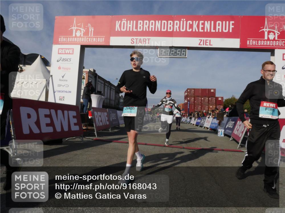 03.10.2025 - Köhlbrandbrückenlauf Matties Gatica Varas http://msf.ph/oto/9168043 03.10.2025 10:12:58 Ziel 1331, 1387, 1392, 1469, 1491, 1632, 1685, 2799, 3075, 3381, 3615, 3648, 3680, 3723 meine-sportfotos.de