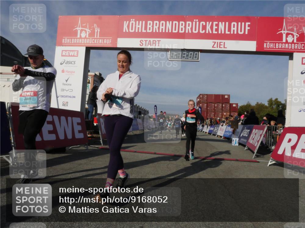 03.10.2025 - Köhlbrandbrückenlauf Matties Gatica Varas http://msf.ph/oto/9168052 03.10.2025 10:13:02 Ziel 1015, 1331, 1469, 1521, 1632, 1685, 2006, 2799, 3075, 3166, 3381, 3395, 3549, 3550, 3615, 3648, 3680, 3723 meine-sportfotos.de