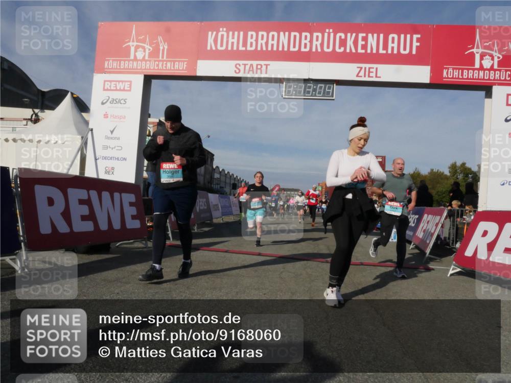 03.10.2025 - Köhlbrandbrückenlauf Matties Gatica Varas http://msf.ph/oto/9168060 03.10.2025 10:13:06 Ziel 1015, 1327, 1331, 1470, 1521, 1603, 1632, 1685, 2006, 2686, 2799, 3157, 3166, 3381, 3395, 3549, 3550, 3615, 3723 meine-sportfotos.de
