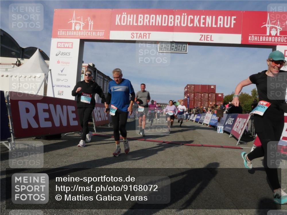 03.10.2025 - Köhlbrandbrückenlauf Matties Gatica Varas http://msf.ph/oto/9168072 03.10.2025 10:13:12 Ziel 1015, 1327, 1470, 1521, 1603, 2686, 3146, 3157, 3166, 3197, 3375, 3549, 3550, 3691, 3798 meine-sportfotos.de