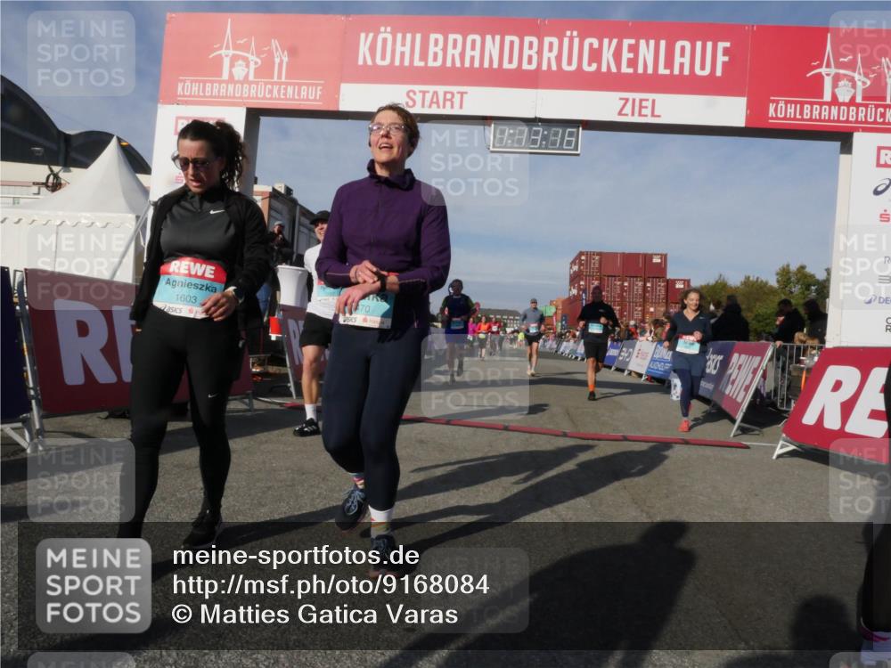 03.10.2025 - Köhlbrandbrückenlauf Matties Gatica Varas http://msf.ph/oto/9168084 03.10.2025 10:13:18 Ziel 1327, 1388, 1621, 3146, 3186, 3197, 3375, 3601, 3691, 3798 meine-sportfotos.de
